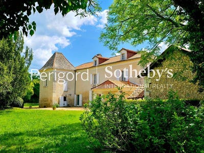 /international/fr/douchapt-aquitaine-310098747174/
