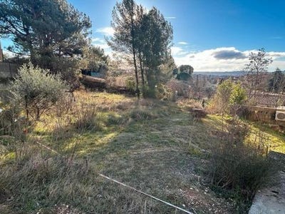 /international/fr/pertuis-provence-alpes-cote-d-azur-310099685705/