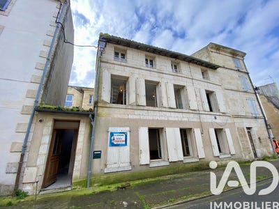 /international/fr/saint-maixent-l-ecole-charente-310105909700/