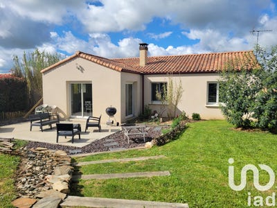 /international/fr/reaumur-pays-de-la-loire-310096509337/