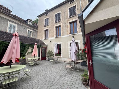/international/fr/thunder-burgundy-310106825818/