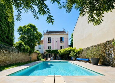 /international/fr/carcassonne-languedoc-roussillon-310109097347/?lang=th