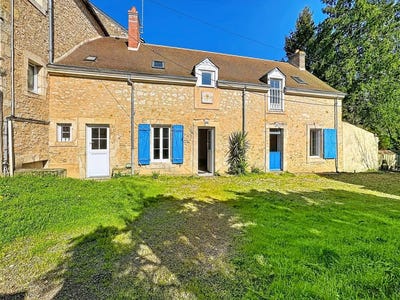 /international/fr/noyen-sur-sarthe-pays-de-la-loire-310107968446/