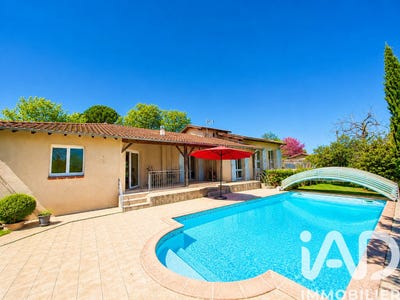 /international/fr/l-isle-jourdain-charente-310107178960/