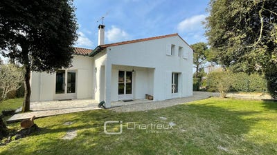 /international/fr/vaux-sur-mer-charente-310106781696/