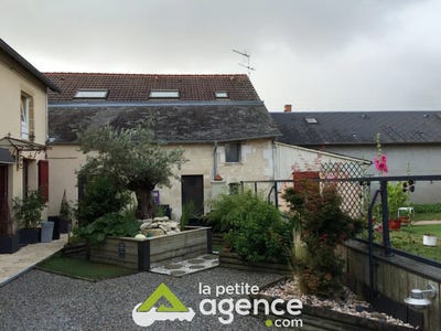 /international/fr/saint-germain-du-puy-centre-val-de-loire-310100760448/
