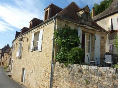 /international/fr/cenac-et-saint-julien-aquitaine-310109650828/