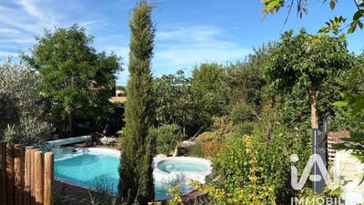 /international/fr/montarnaud-languedoc-roussillon-310108598388/?lang=it