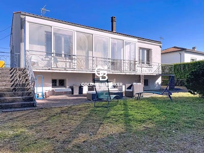 /international/fr/surgeres-charente-310104526523/