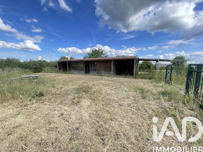 /international/fr/villeneuve-sur-yonne-burgundy-310108592683/