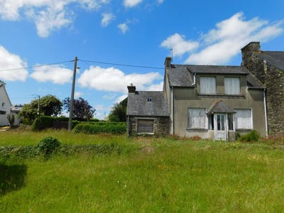 /international/fr/carhaix-plouguer-brittany-120088716048/