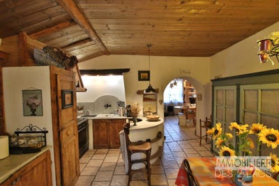 /international/fr/menthon-saint-bernard-rhone-310106548923/