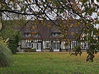 /international/fr/bernay-upper-normandy-310105924409/