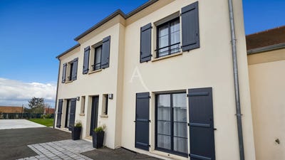 /international/fr/courdimanche-ile-de-france-310106425782/
