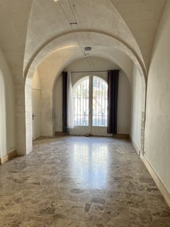 /international/fr/villeneuve-les-avignon-languedoc-roussillon-310107046092/
