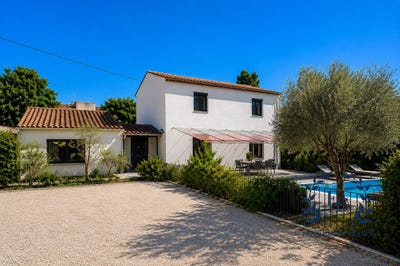 /international/fr/brignoles-provence-alpes-cote-d-azur-310109099583/