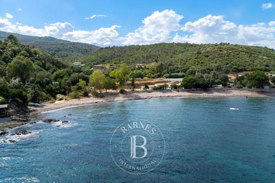/international/fr/sari-solenzara-corsica-310106019426/