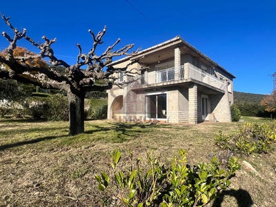 /international/fr/rousson-centre-val-de-loire-310104173299/