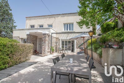 /international/fr/velars-sur-ouche-burgundy-310100435103/
