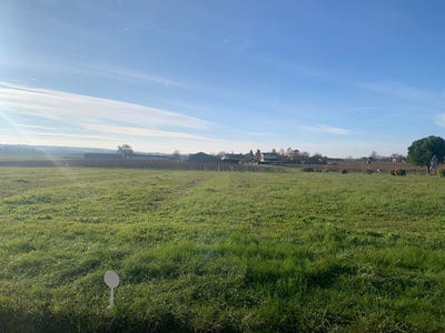 /international/fr/brie-sous-archiac-charente-310106514417/