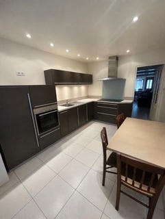 /international/fr/liesse-notre-dame-picardie-310108704814/