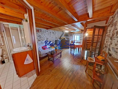 /international/fr/nyer-languedoc-roussillon-310108944195/
