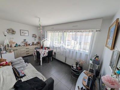 /international/fr/lucon-pays-de-la-loire-310107447255/