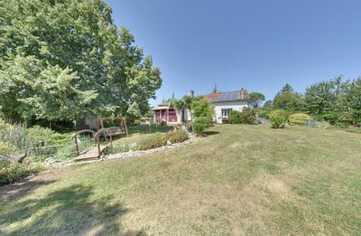 /international/fr/lamothe-capdeville-midi-pyrenees-310104469594/
