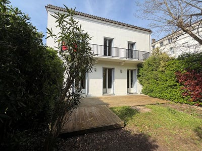 /international/fr/royan-charente-310108765013/