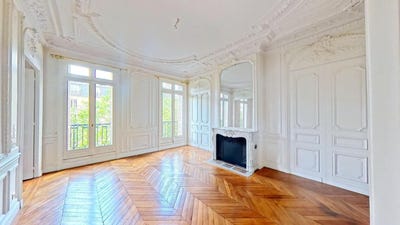/international/fr/paris-8-ile-de-france-310108634372/