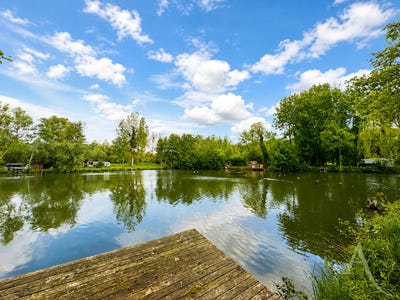 /international/fr/chaussoy-epagny-picardie-310108862356/