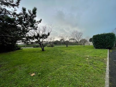 /international/fr/angoulins-charente-310110285712/
