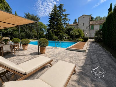 /international/fr/grans-provence-alpes-cote-d-azur-310107888443/