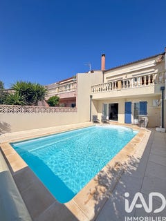 /international/fr/saint-pierre-la-mer-languedoc-roussillon-310107671260/