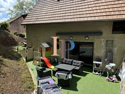 /international/fr/roanne-pays-de-la-loire-120092656158/?lang=en