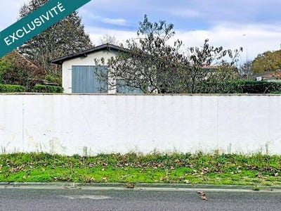 /international/fr/saint-jean-d-illac-aquitaine-310109204955/