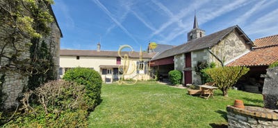 /international/fr/richelieu-centre-val-de-loire-310107650842/?lang=th