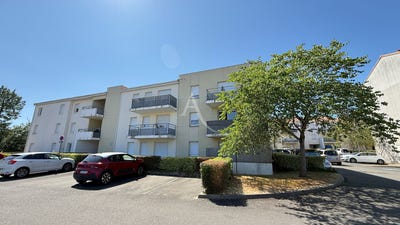 /international/fr/la-roche-sur-yon-pays-de-la-loire-310104469752/