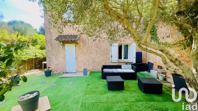/international/fr/la-londe-les-maures-provence-alpes-cote-d-azur-310099937825/