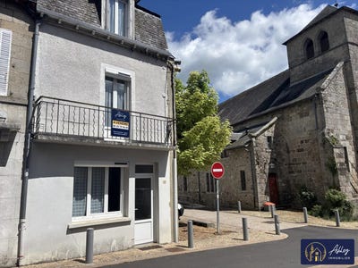 /international/fr/neuvic-charente-120095559916/
