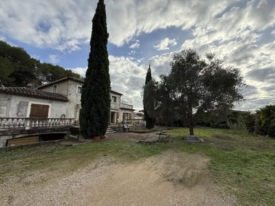 /international/fr/mougins-provence-alpes-cote-d-azur-310105104724/