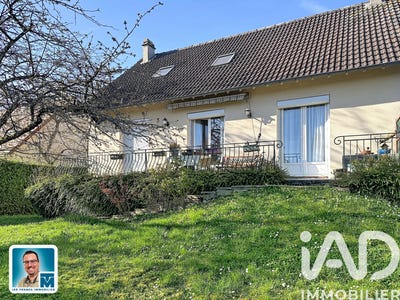 /international/fr/maintenon-centre-val-de-loire-310106575233/