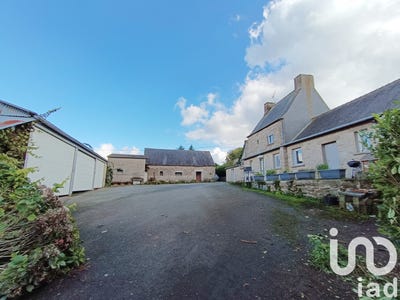 /international/fr/saint-connan-brittany-310095792057/?lang=en