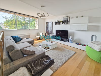 /international/fr/beaupreau-beaupreau-pays-de-la-loire-310109233563/