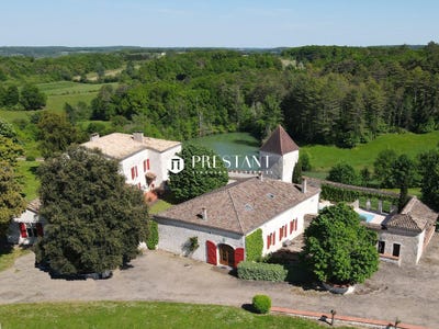 /international/fr/monpazier-aquitaine-310099900566/