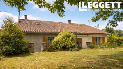 /international/fr/chalus-auvergne-310102039895/