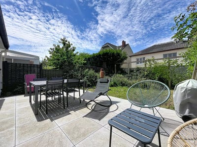 /international/fr/le-mesnil-saint-denis-ile-de-france-310110036129/
