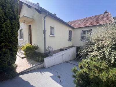 /international/fr/les-clayes-sous-bois-ile-de-france-310100646774/