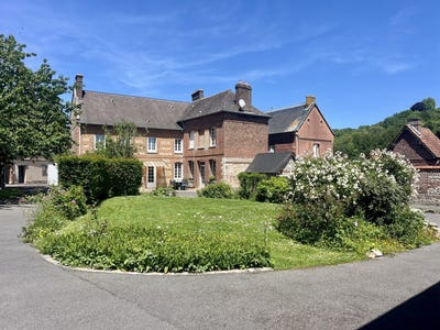 /international/fr/longueville-sur-scie-upper-normandy-310108431017/