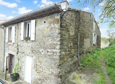 /international/fr/lagrasse-languedoc-roussillon-310108842570/